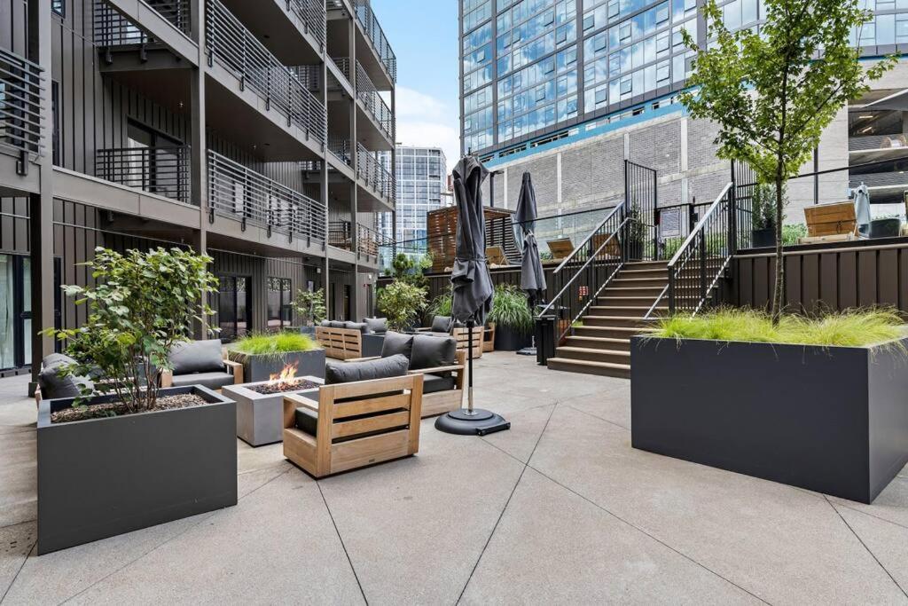 Appartamento Skyline View, Pool, Gym, Balcony'S, Walk To Bway! Nashville Esterno foto