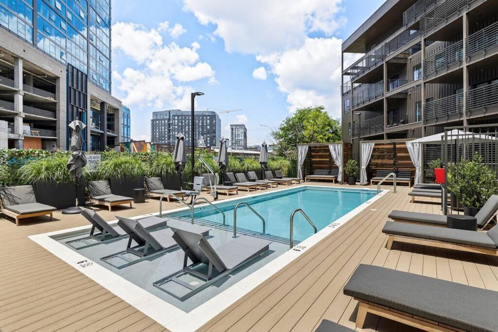 Appartamento Skyline View, Pool, Gym, Balcony'S, Walk To Bway! Nashville Esterno foto