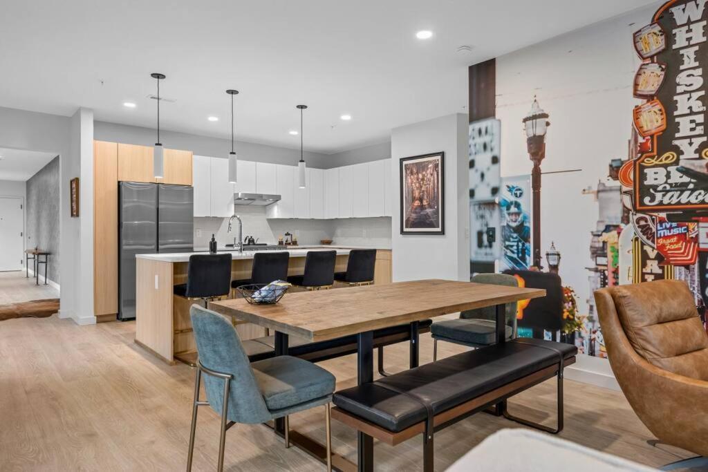 Appartamento Skyline View, Pool, Gym, Balcony'S, Walk To Bway! Nashville Esterno foto