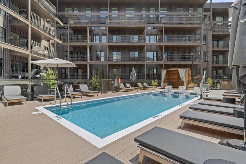 Appartamento Skyline View, Pool, Gym, Balcony'S, Walk To Bway! Nashville Esterno foto