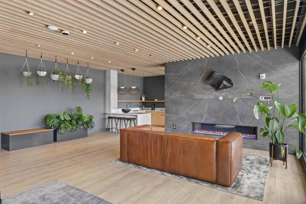 Appartamento Skyline View, Pool, Gym, Balcony'S, Walk To Bway! Nashville Esterno foto